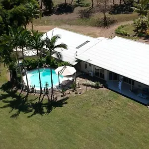  Villa Sugarloaf - Lush Tropical Whitsunday Retreat Australia
